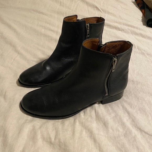 Frye Carly double zip leather booties - Picture 2 of 4